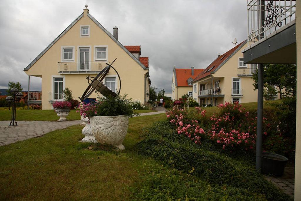 Auszeit - Ihr Sibyllenbad Gaestehaus Нойальбенройт Экстерьер фото