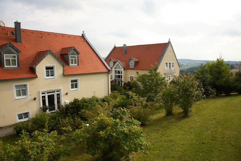 Auszeit - Ihr Sibyllenbad Gaestehaus Нойальбенройт Экстерьер фото
